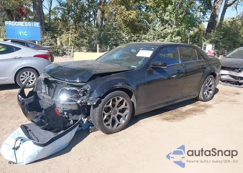 2018 Chrysler 300 300S из США, поврежденный, VIN 2C3CCABG2JH262141